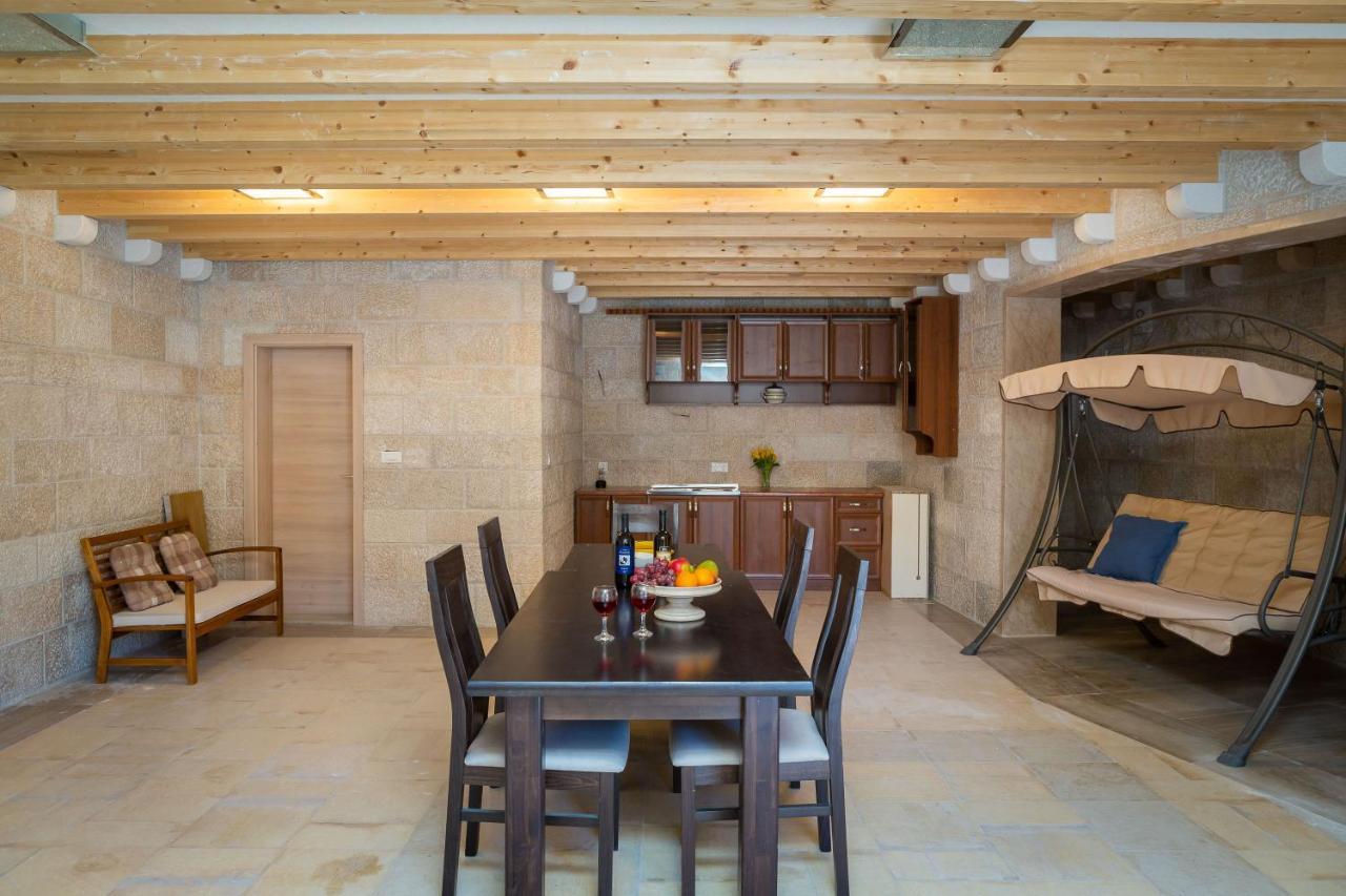 Luxury Stone Villa Nevija 2022 Private Villa Milna  Zewnętrze zdjęcie