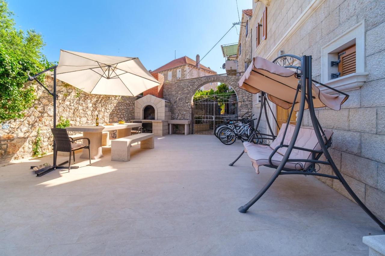 Luxury Stone Villa Nevija 2022 Private Villa Milna  Zewnętrze zdjęcie